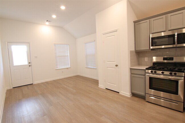 Building Photo - 4823 Eldorado Rose Pl