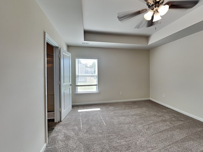 Building Photo - 305 Flushing Bay Ct