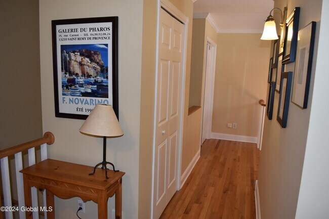 Building Photo - 63 Hearthstone Dr