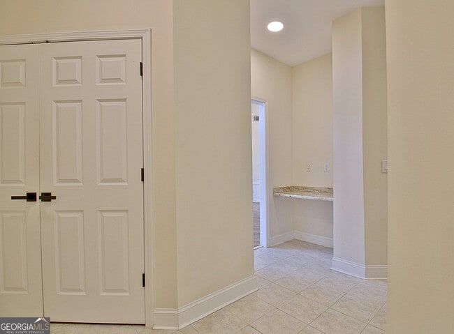 Building Photo - 110 Freeman Forest Dr