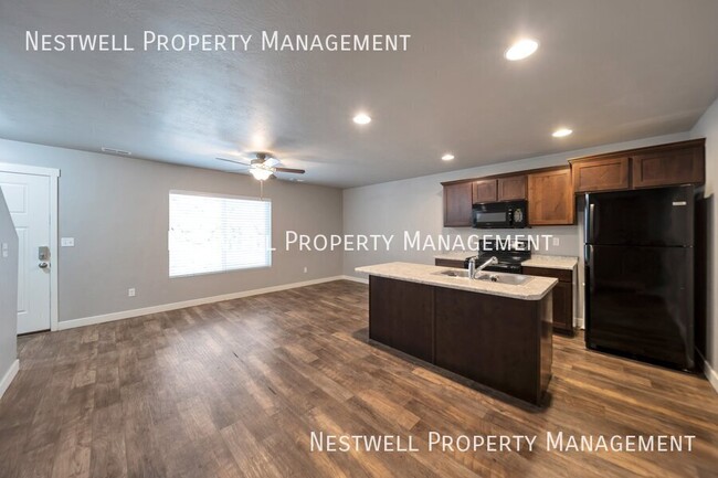 Building Photo - 14382 Firgrove Wy