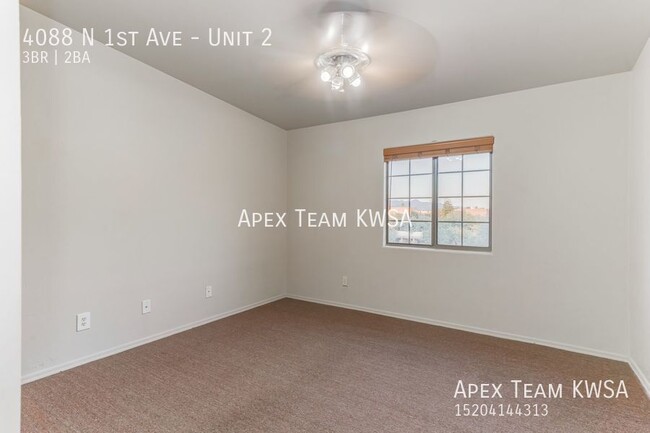 Building Photo - $1170 - Beautiful 3 Bed | 2 Bath Upstairs ...