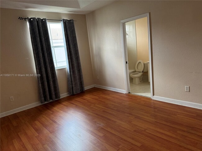 Building Photo - 4249 SW 157th Ave