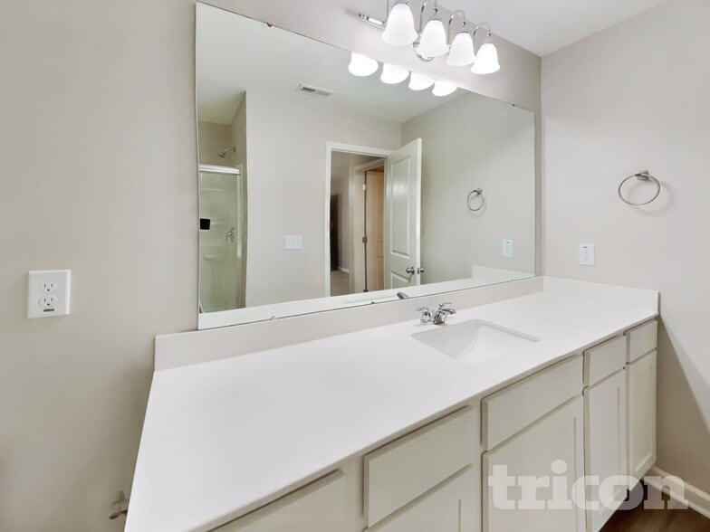 Building Photo - 44 Ashley Oaks Ct