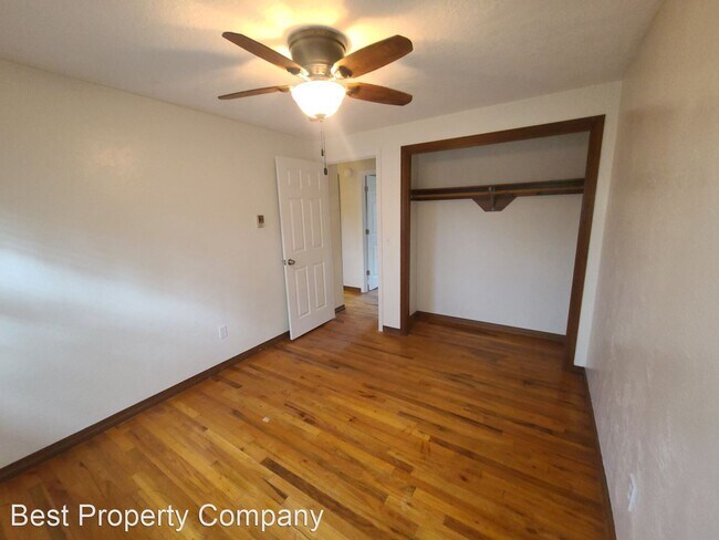 Building Photo - 4 br, 2 bath House - 237 Stadium Drive South