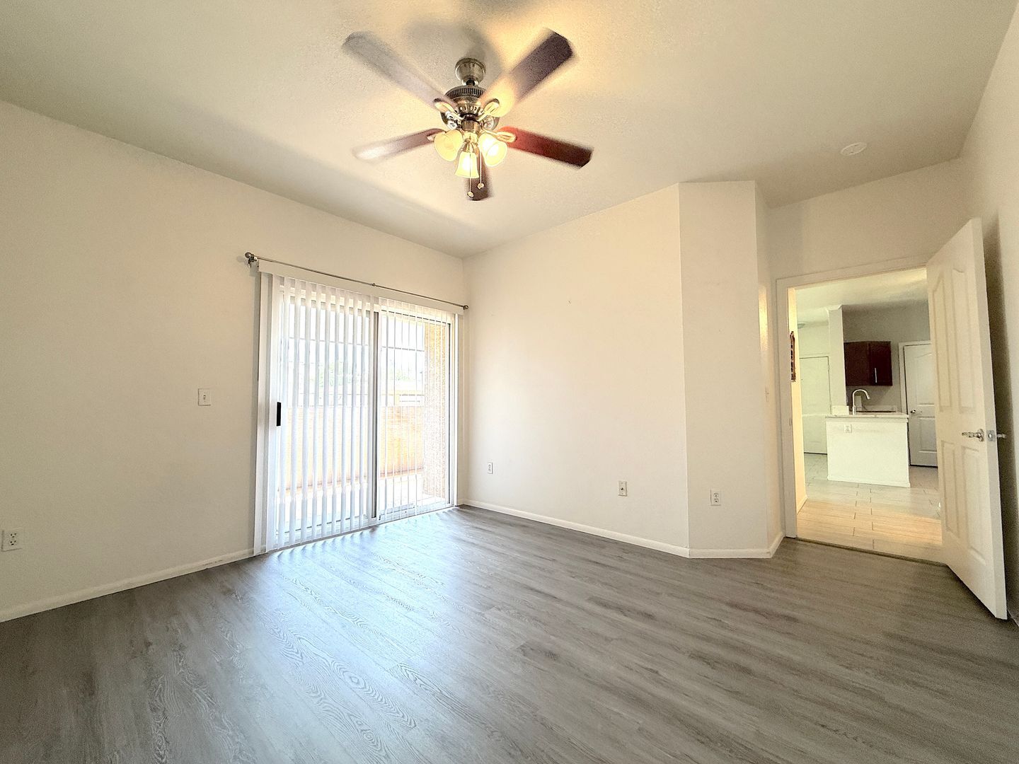 Building Photo - 16013 S Desert Foothills Pky