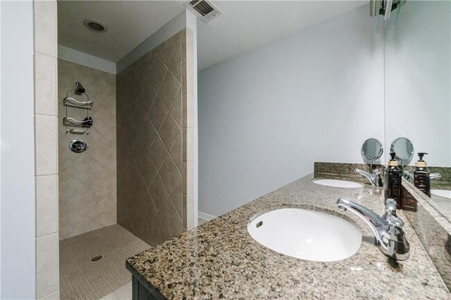 Building Photo - 1380 Stirling Cir NW