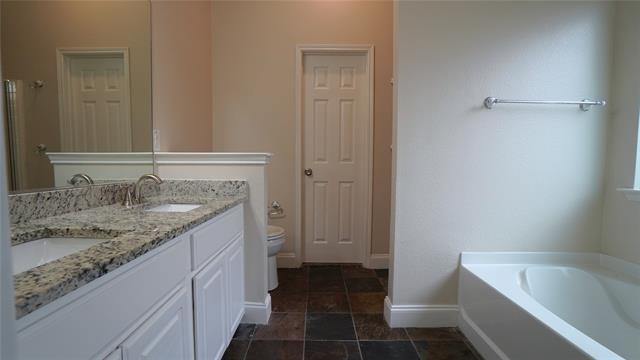 Building Photo - 2024 Wildwood Dr