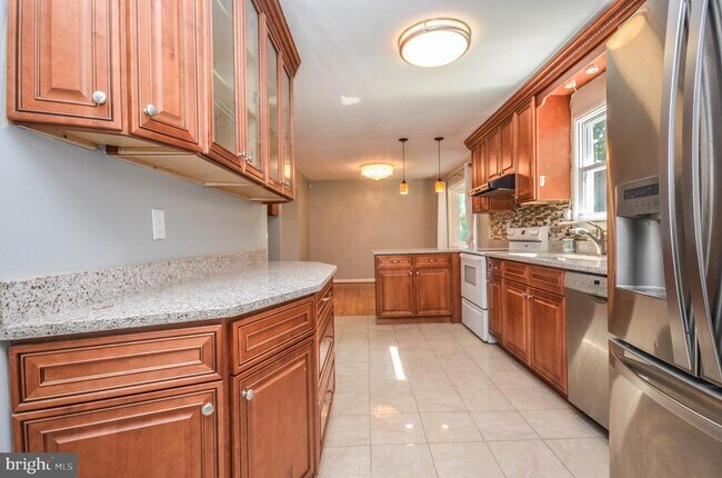 Building Photo - 11309 Brandy Hall Ln