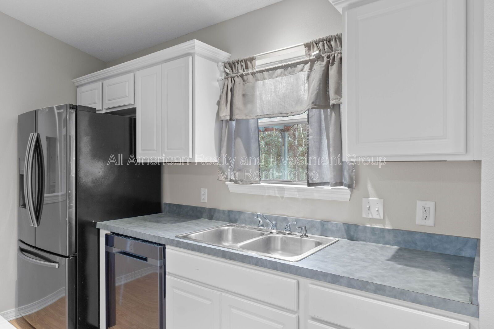 Building Photo - 312 Peggy Dr