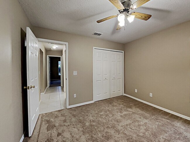 Building Photo - 3531 Kayla Cir