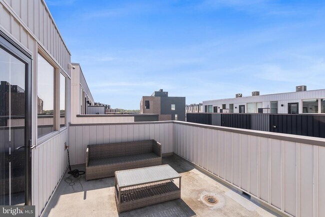 Building Photo - 3107 Birchview Walk