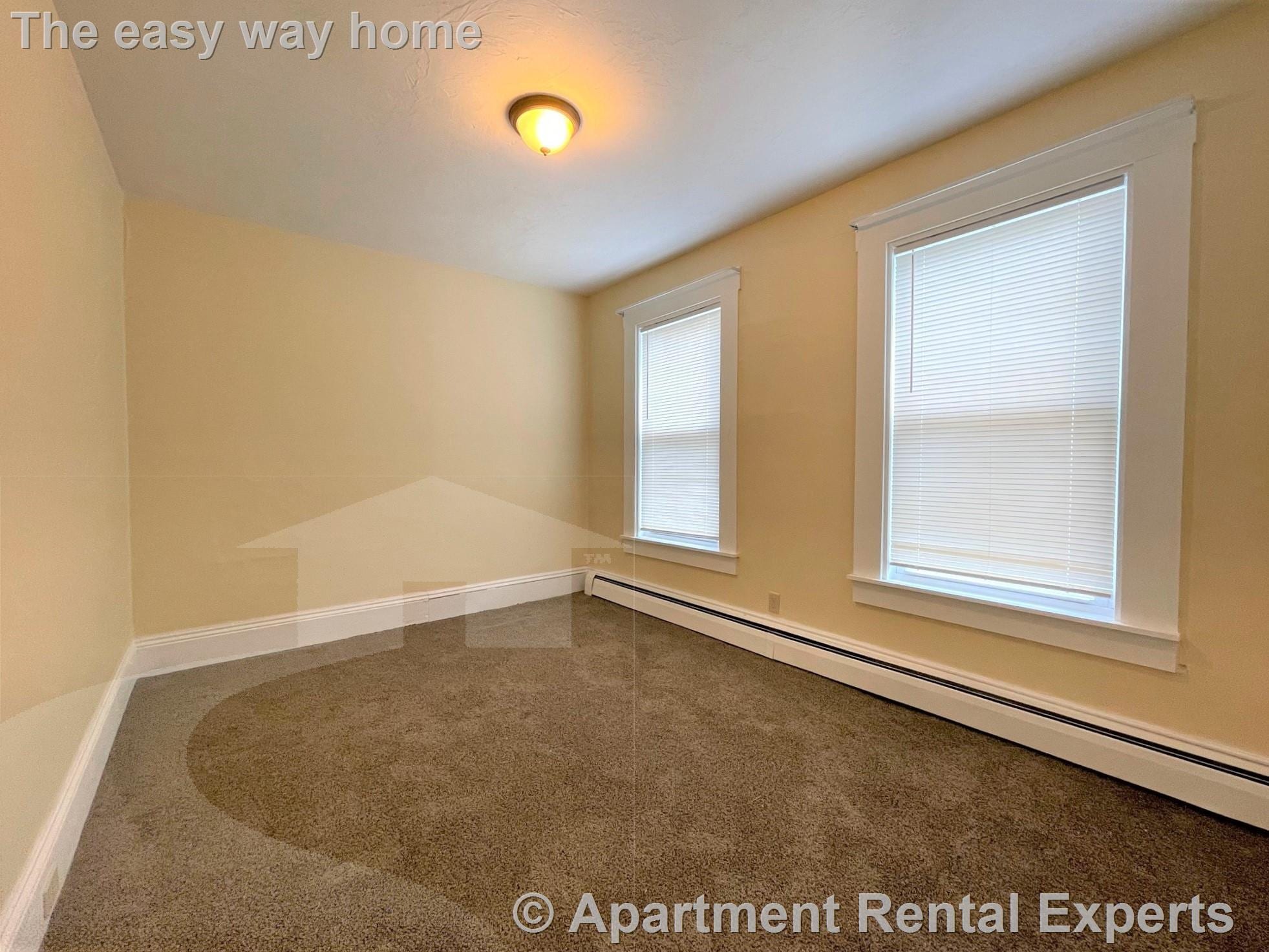 Building Photo - 15 Laurel St