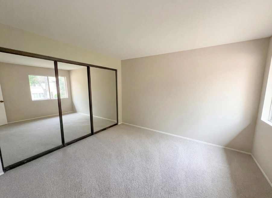 Building Photo - 11231 Avenida De Los Lobos