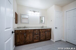 Building Photo - 963 River Rock