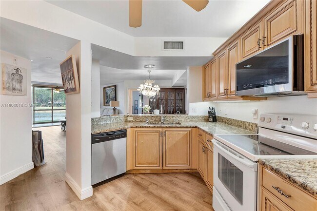 Building Photo - 9599 Weldon Cir