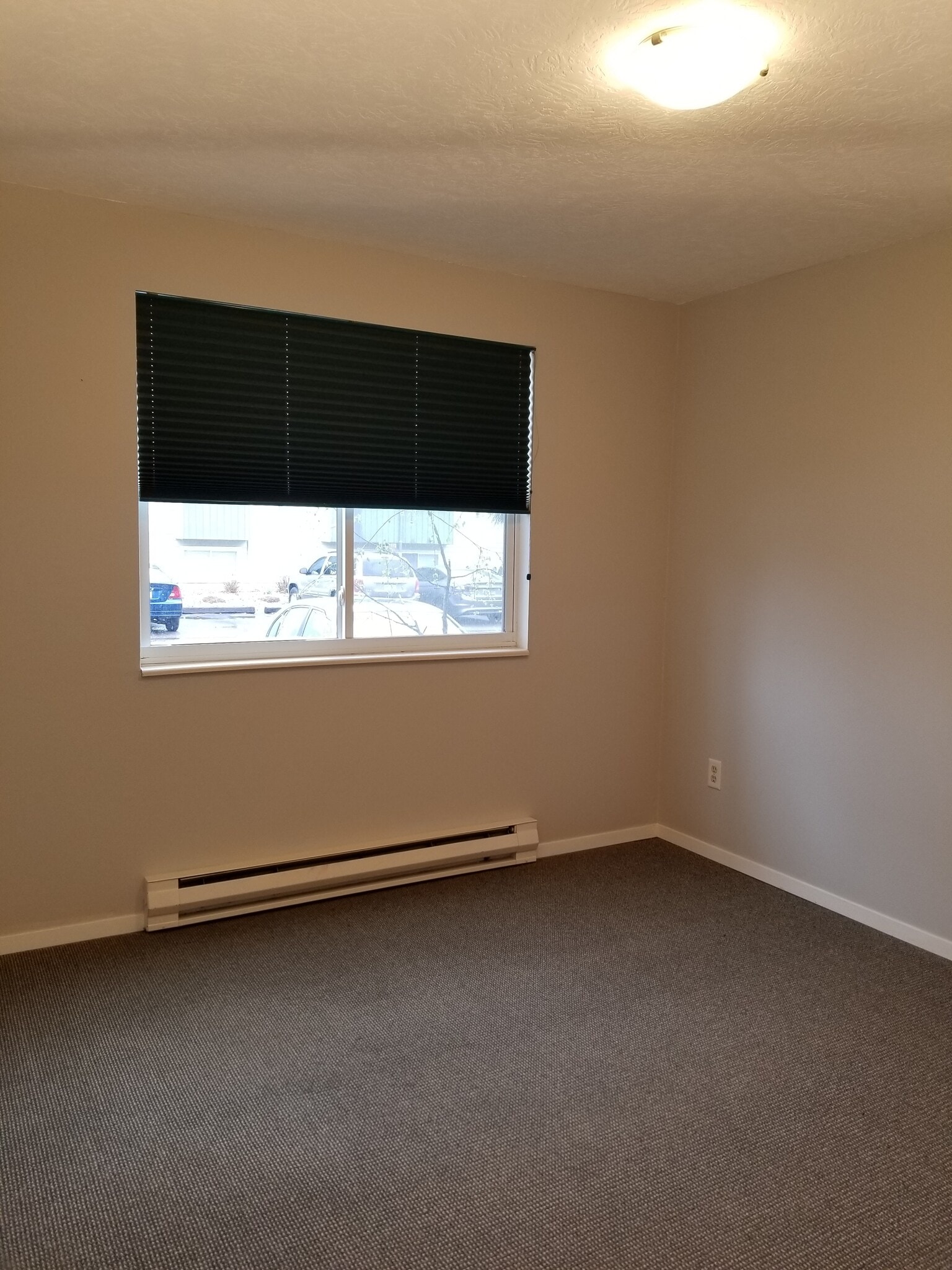 Building Photo - 1030 Davidson Dr