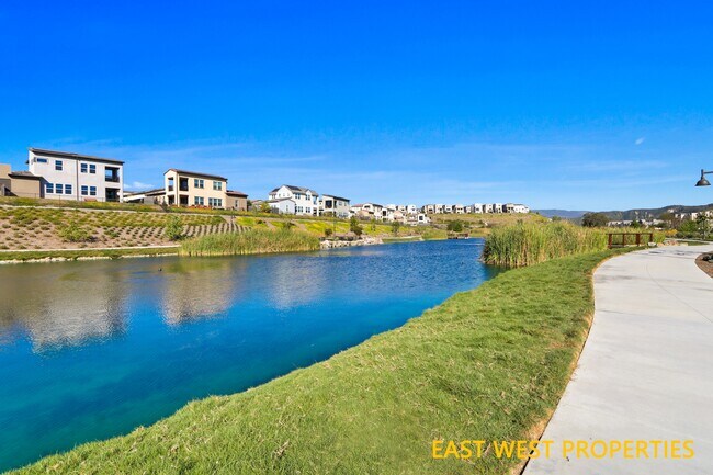 Building Photo - 25 Stetson St