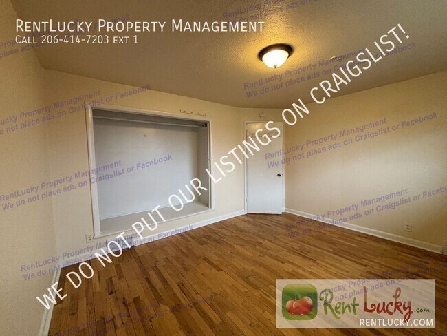 Building Photo - 4729 S Findlay St