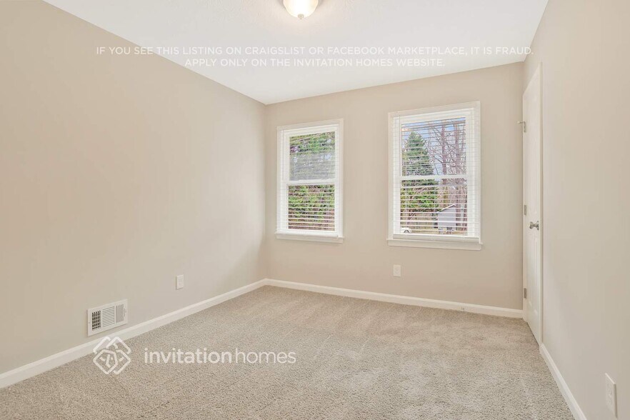 Building Photo - 1648 Roman Point Dr