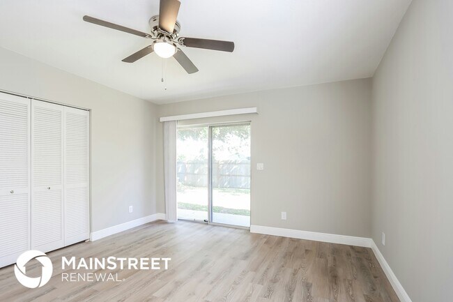 Building Photo - 8875 Orange Blossom Dr