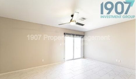 Building Photo - 1611 Pinewood Dr