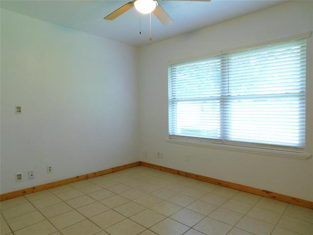 Building Photo - 3507 Hummingbird Ln