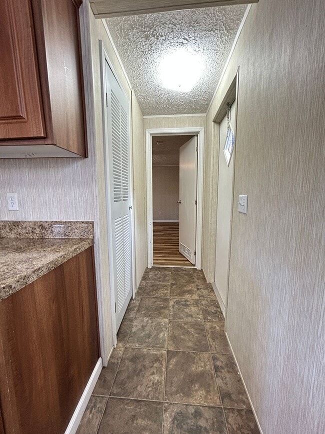 Building Photo - Cozy 2 bedroom in Prime Conway Location