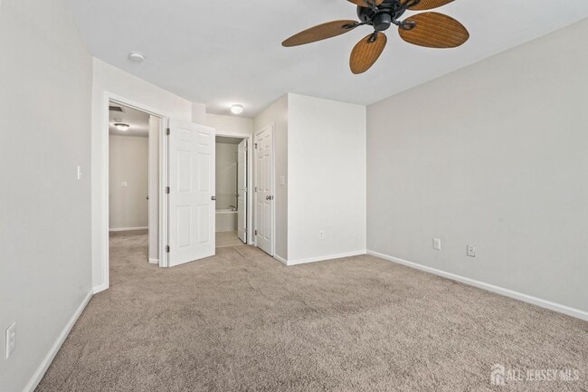 Building Photo - 107 Brittany Ct