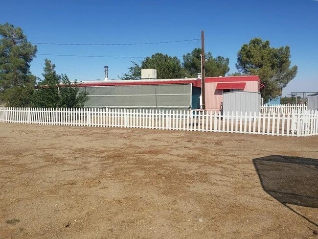 Building Photo - 9857 Avenal St