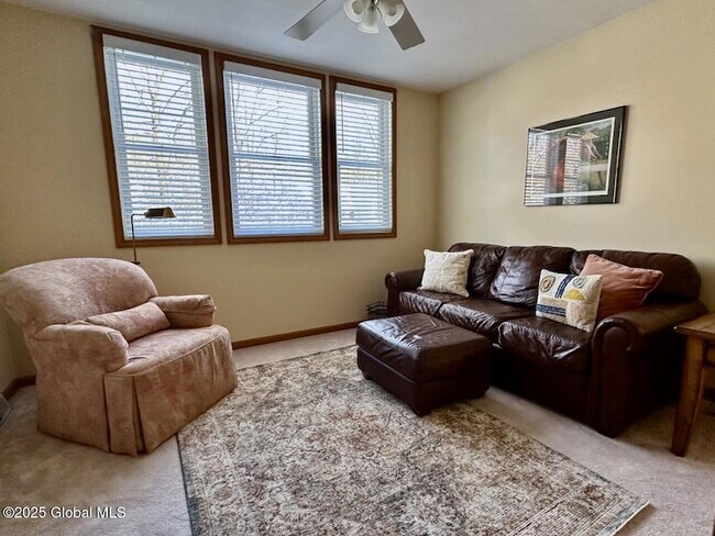 Building Photo - 1 Inlander Rd