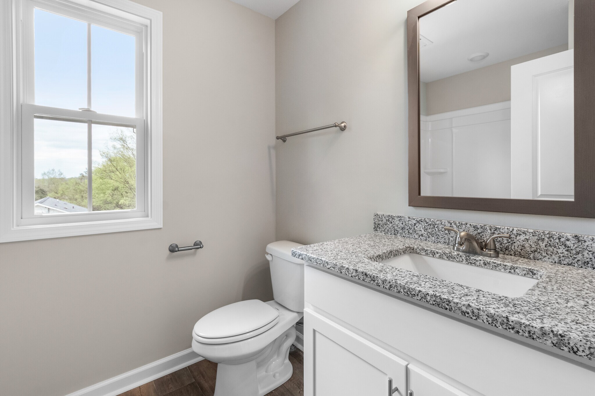 Building Photo - 104 Duncan St