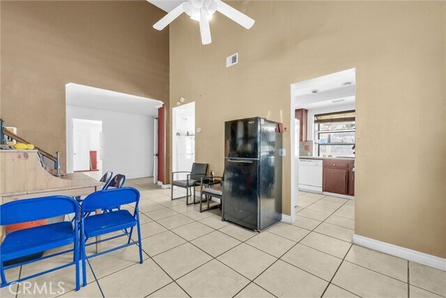 Building Photo - 5958 Quiroz Dr