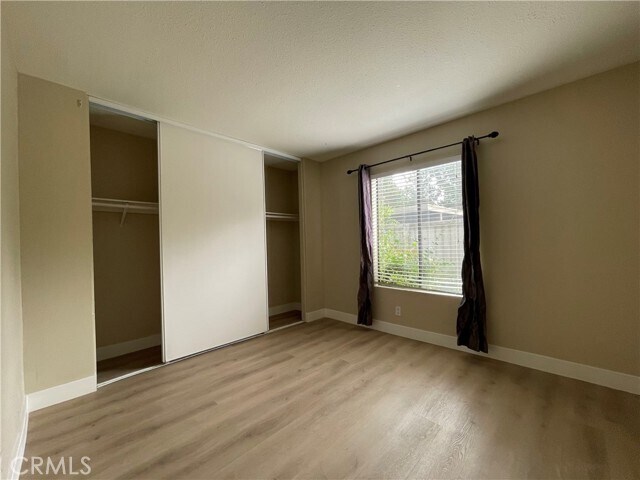 Building Photo - 61 Streamwood