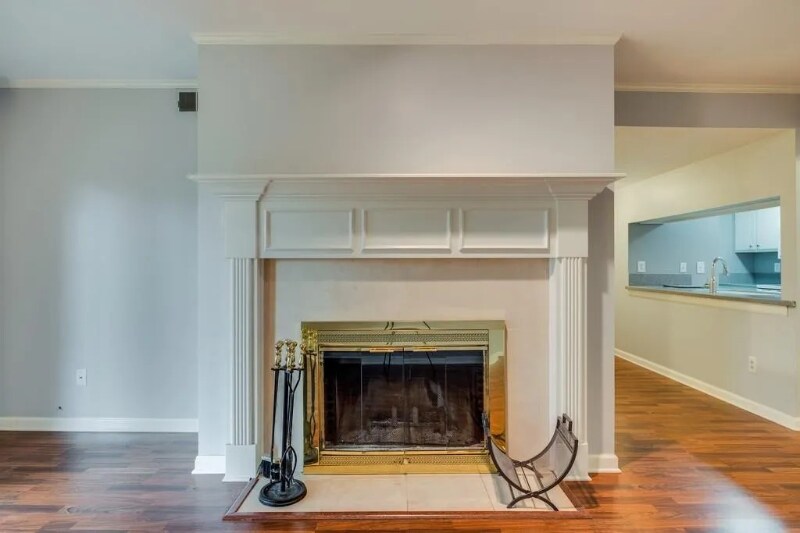 Building Photo - 262 Hillsboro Pl