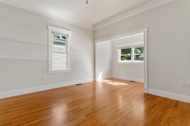 Building Photo - 102 Jaques St