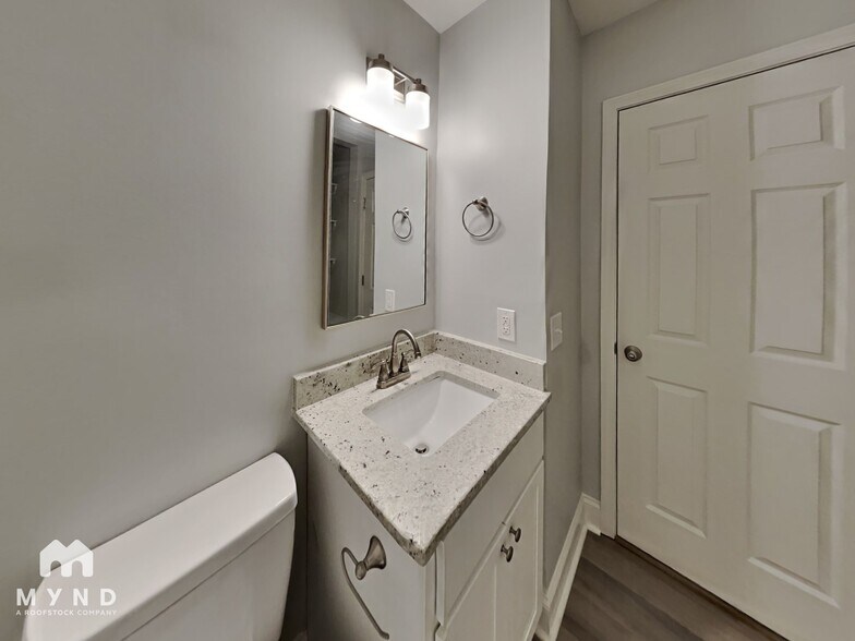 Building Photo - 2813 S Roxboro St