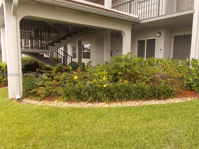 Building Photo - 1400 SW 124th Terrace