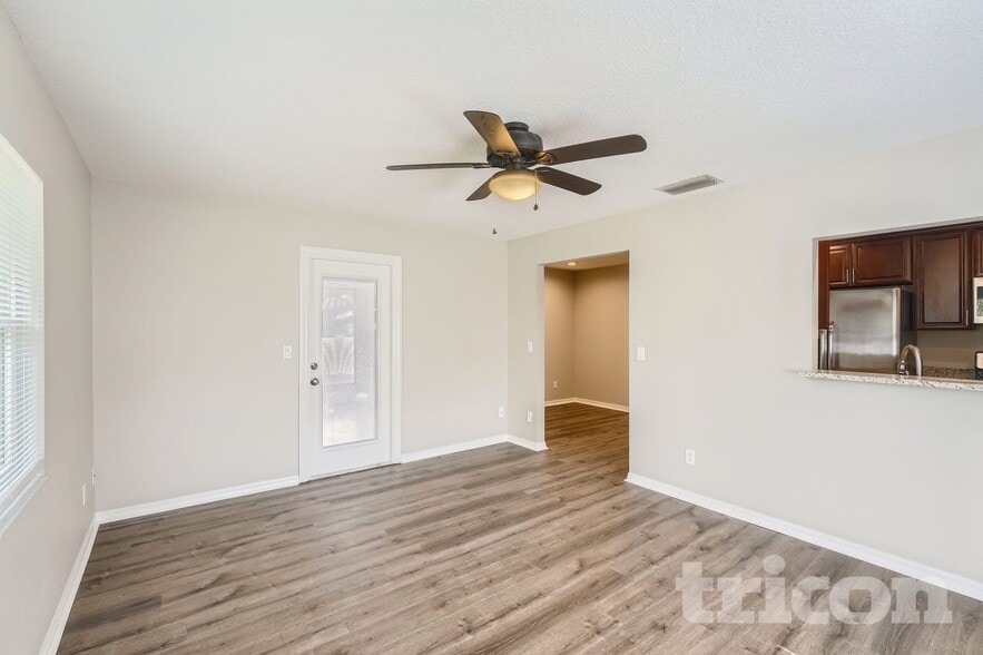 Building Photo - 2705 Knollwood Trail