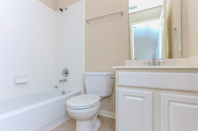 Building Photo - 20907 Field Manor Ln