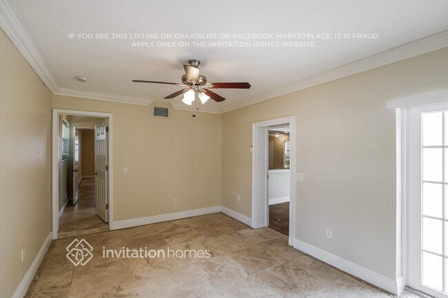 Building Photo - 830 N 10th Ave