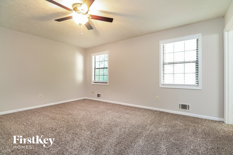 Building Photo - 140 Brookfield Dr