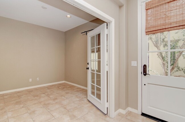 Building Photo - Stunning Upgraded Home in Irvine’s Premier Woodbury Community