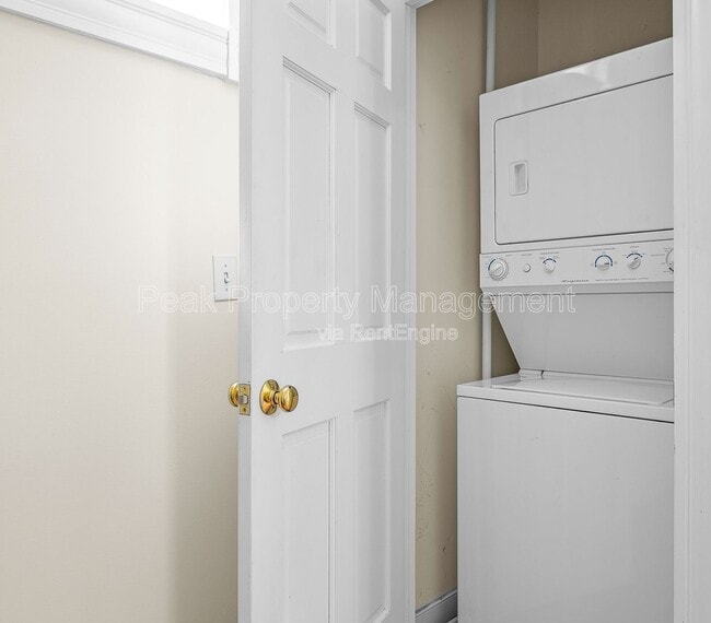 Building Photo - 2314 Floyd Ave