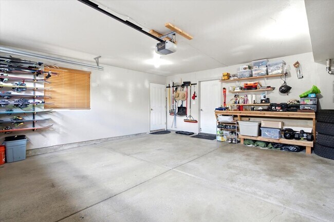 Building Photo - 7435 Brook Hollow Loop Rd