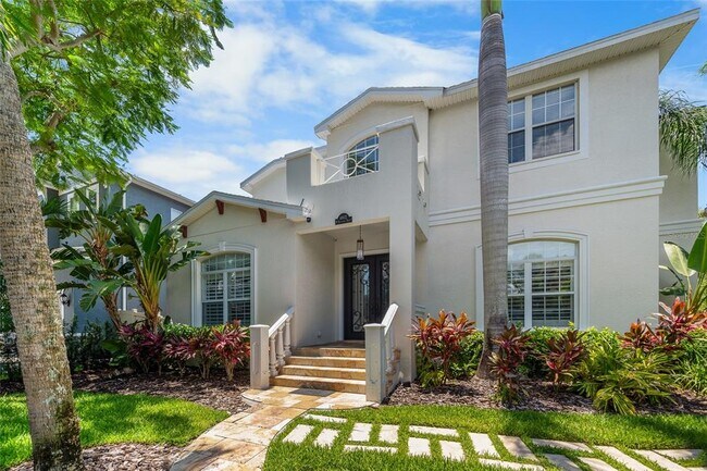 Building Photo - 4802 W Beachway Dr