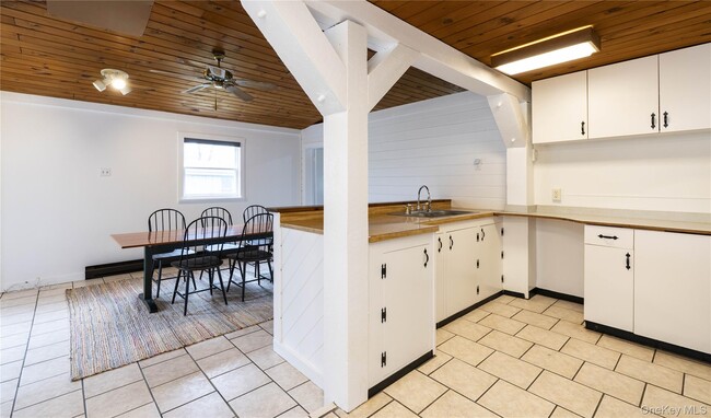 Building Photo - 257 Mill Rd