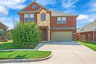 Building Photo - 926 Melshire Dr