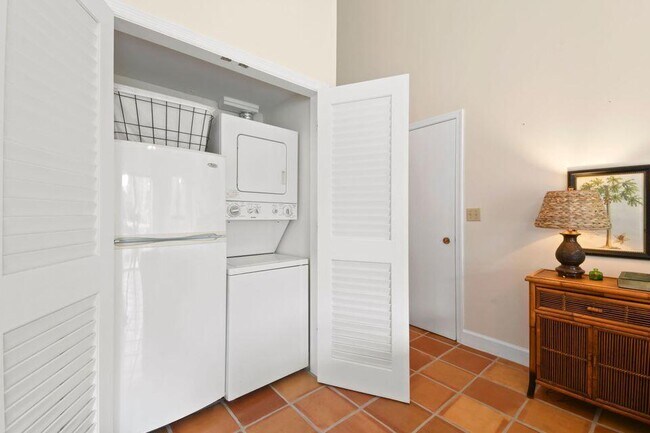 Building Photo - 11863 Wimbledon Cir