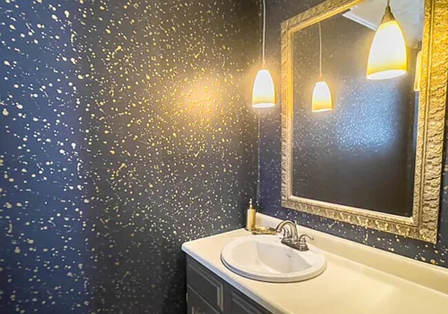 Building Photo - 6580 Kugler Mill Rd